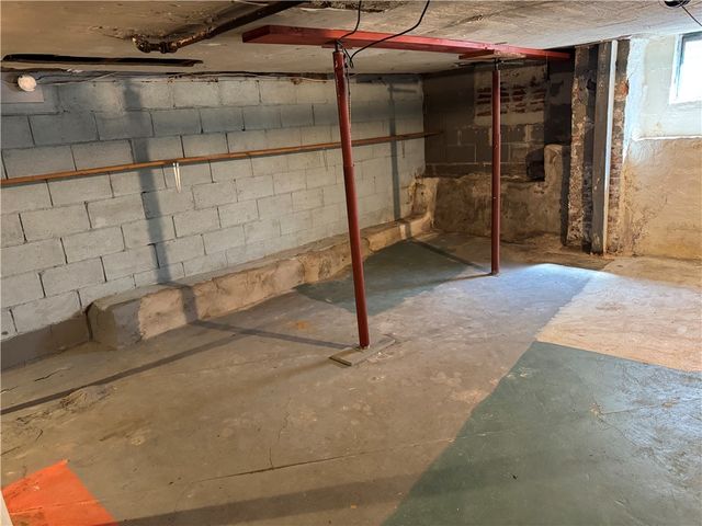 226 E Loyalhanna St, Ligonier Boro, PA 15658