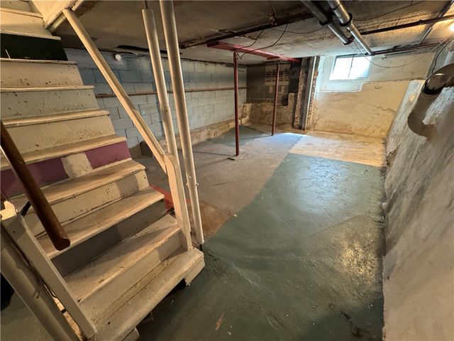 226 E Loyalhanna St, Ligonier Boro, PA 15658