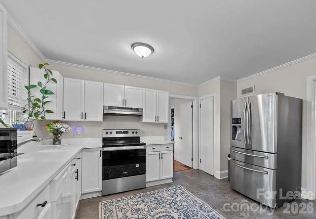 5212 Pine Drive, Charlotte, NC 28269