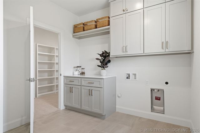 2714 Hickory Ridge Drive, Sapulpa, OK 74066