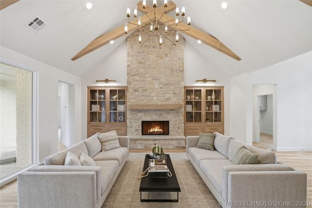 2714 Hickory Ridge Drive, Sapulpa, OK 74066