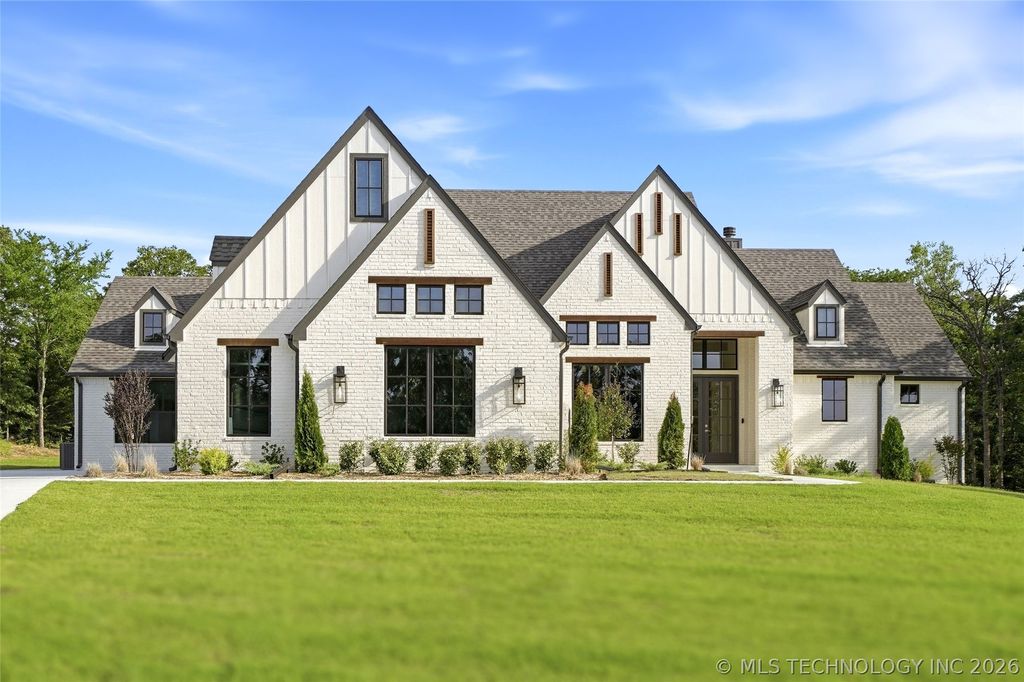 2714 Hickory Ridge Drive, Sapulpa, OK 74066