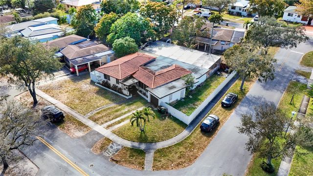 12670 NE Miami Pl, North Miami, FL 33161