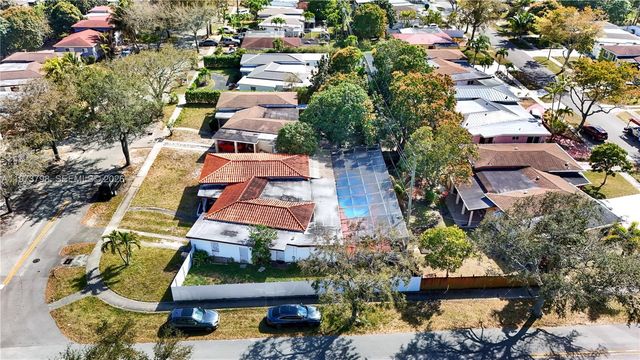 12670 NE Miami Pl, North Miami, FL 33161