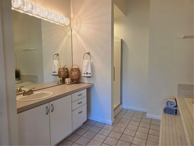 203 Dean Ridge Court, Cranston, RI 02920