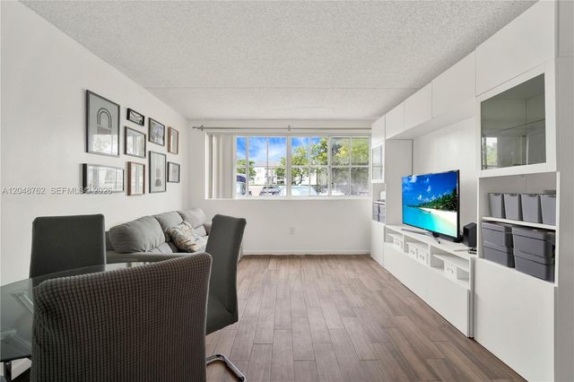 6195 NW 186th Street 113, Hialeah, FL 33015