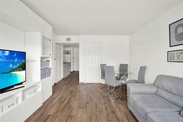 6195 NW 186th Street 113, Hialeah, FL 33015