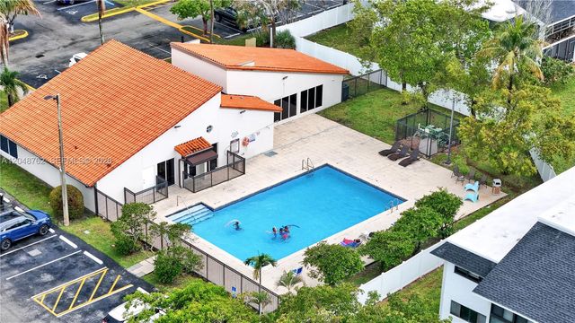 6195 NW 186th Street 113, Hialeah, FL 33015