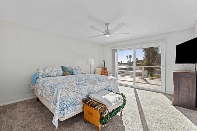 9464 Telkaif St, Lakeside, CA 92040