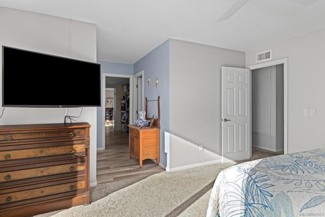 9464 Telkaif St, Lakeside, CA 92040