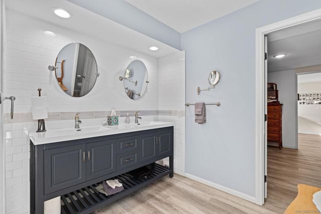 9464 Telkaif St, Lakeside, CA 92040