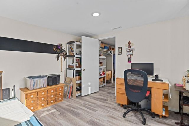 9464 Telkaif St, Lakeside, CA 92040