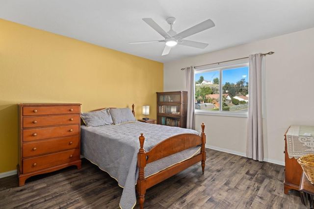 9464 Telkaif St, Lakeside, CA 92040