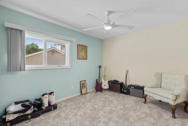 9464 Telkaif St, Lakeside, CA 92040