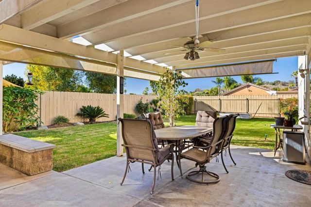 9464 Telkaif St, Lakeside, CA 92040