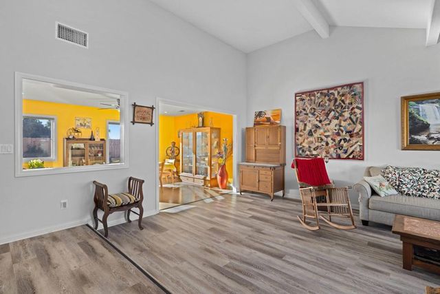 9464 Telkaif St, Lakeside, CA 92040