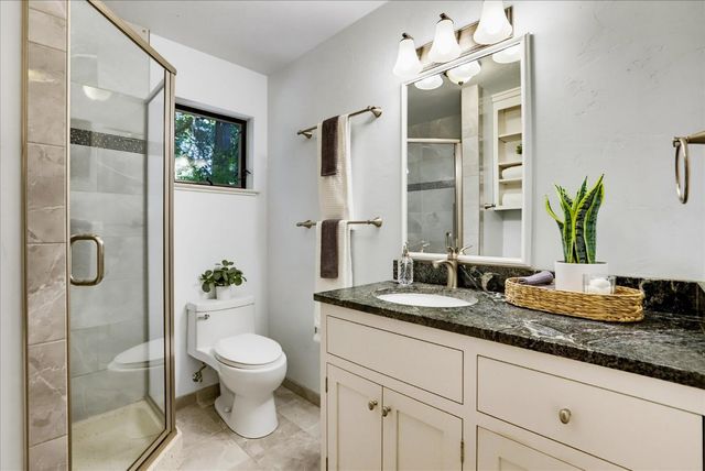 12213 Half Moon Way, Nevada City, CA 95959