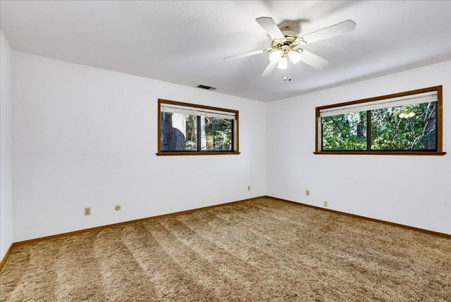 12213 Half Moon Way, Nevada City, CA 95959