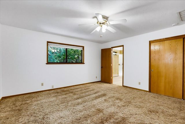 12213 Half Moon Way, Nevada City, CA 95959