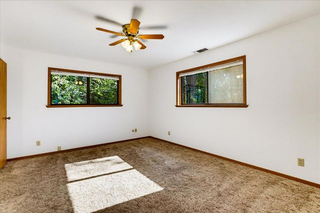 12213 Half Moon Way, Nevada City, CA 95959