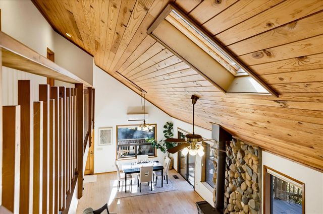 12213 Half Moon Way, Nevada City, CA 95959