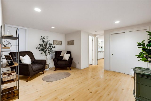12213 Half Moon Way, Nevada City, CA 95959