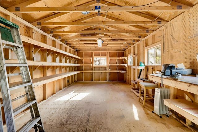 12213 Half Moon Way, Nevada City, CA 95959