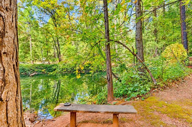 12213 Half Moon Way, Nevada City, CA 95959