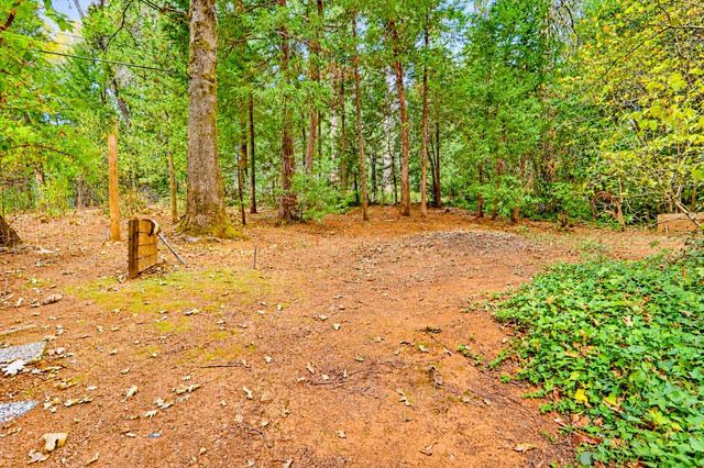 12213 Half Moon Way, Nevada City, CA 95959