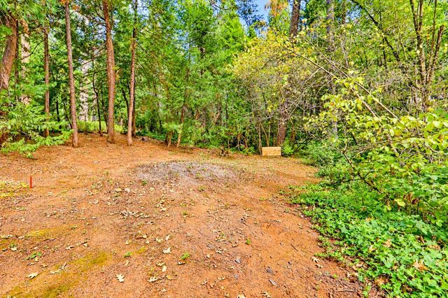 12213 Half Moon Way, Nevada City, CA 95959