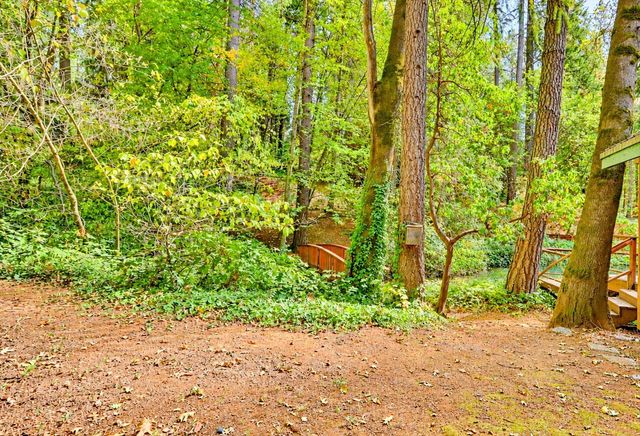 12213 Half Moon Way, Nevada City, CA 95959