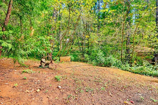 12213 Half Moon Way, Nevada City, CA 95959
