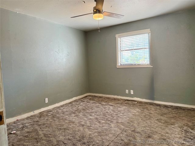 116 S Seminole Avenue, Bartlesville, OK 74003