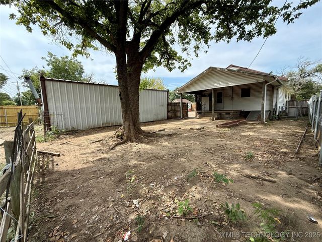 116 S Seminole Avenue, Bartlesville, OK 74003