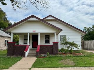 116 S Seminole Avenue, Bartlesville, OK 74003