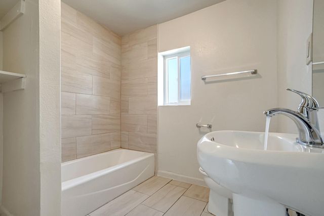 3841 E White Avenue, Fresno, CA 93702