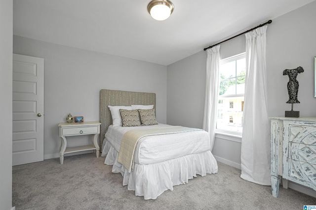 2000 WOHALI DRIVE, Leeds, AL 35094