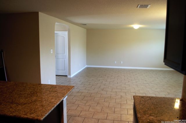 1623 Tree, San Antonio, TX 78245