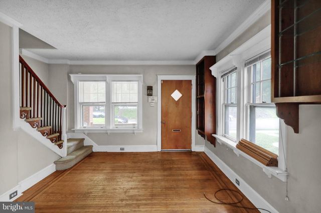 1194 ELM AVE, Lancaster, PA 17603