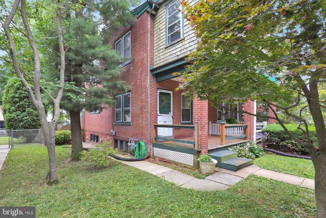 1194 ELM AVE, Lancaster, PA 17603