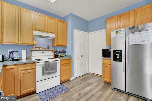63 MENLENA CIR, Hanover, PA 17331