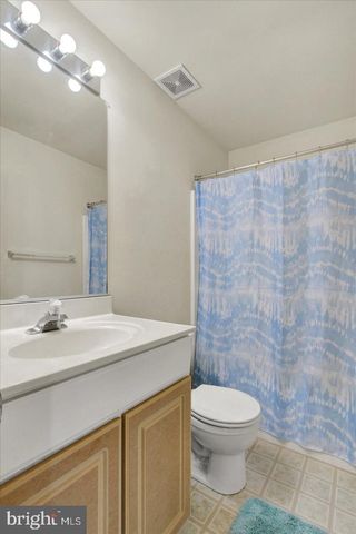 63 MENLENA CIR, Hanover, PA 17331