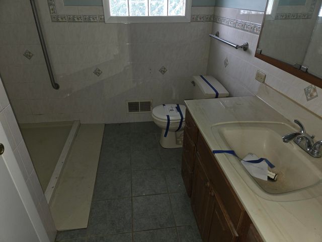 2541 Lincoln Street, Highland, IN 46322