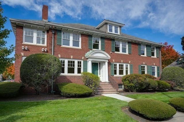 71 Church Street 1, Winchester, MA 01890