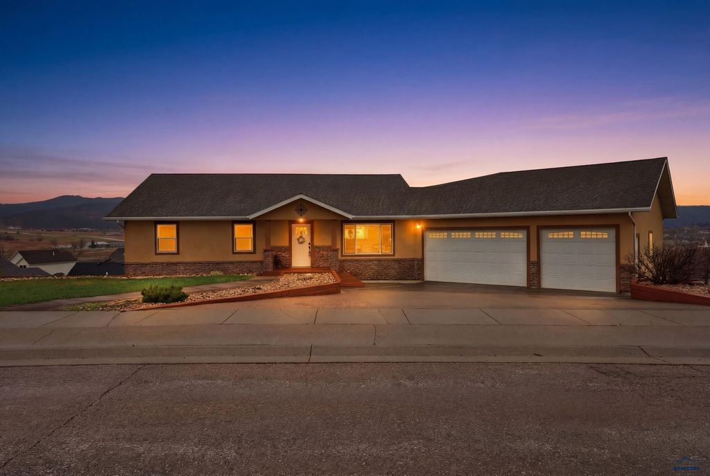 2471 CAMARO DR, Sturgis, SD 57785