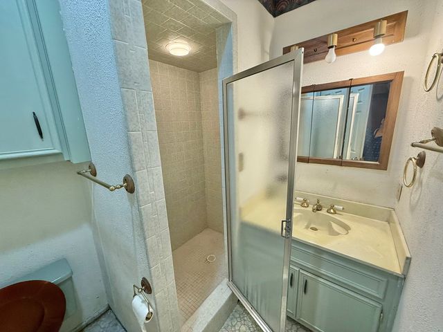 1220 E 52nd St, Odessa, TX 79762