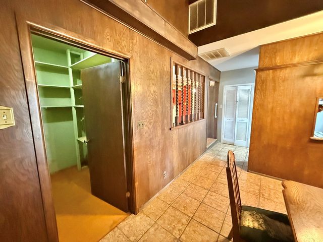 1220 E 52nd St, Odessa, TX 79762