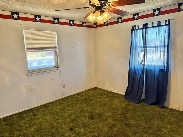 1220 E 52nd St, Odessa, TX 79762