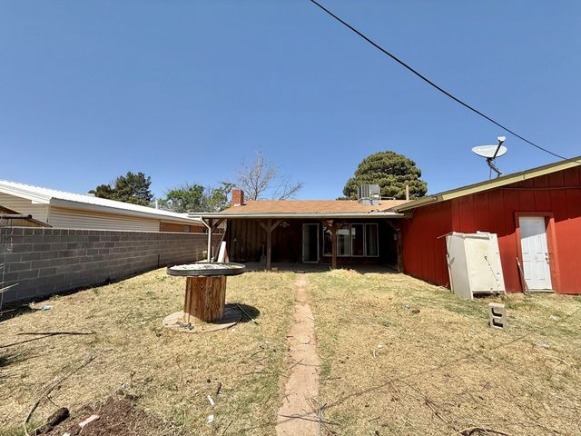 1220 E 52nd St, Odessa, TX 79762