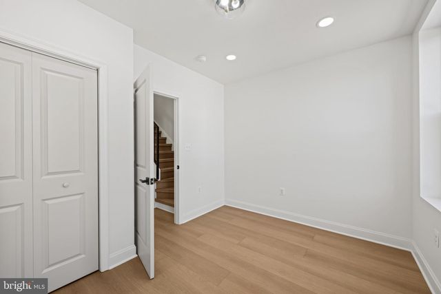 126 N MOUNT ST, Baltimore, MD 21223